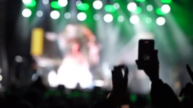 Konser salonu, konser ışıkları, seyirci stadyumu modern disko ışığı. Kalabalık Olay