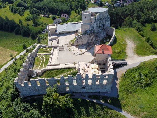 Construções Metálicas Rabsztyn Polonia — Fotografia de Stock