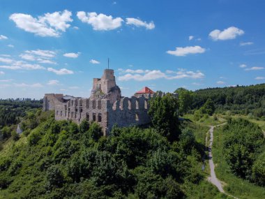 Polonya, Rabsztyn 'deki Kale Harabeleri.