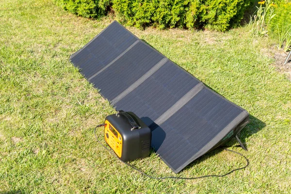 Solar Panel Portable Energy Bank — Stock Photo, Image