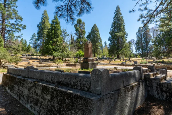 Old California Cemetery, United States.