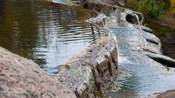 Cascata Artificiale Nel Parco Pubblico Foto Alta Qualità Cascata Cascata — Foto Stock