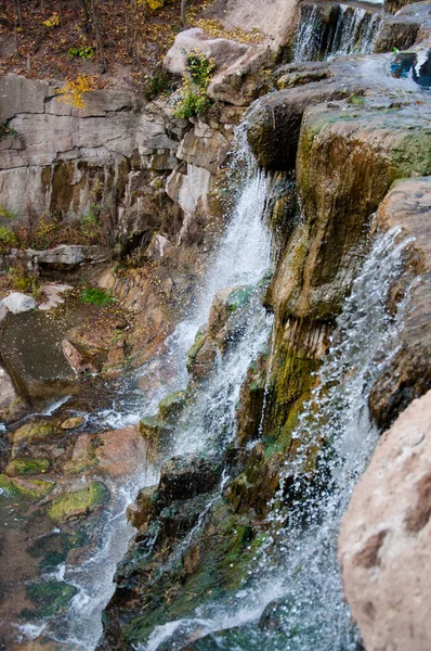 Καταρράκτης Skogafoss Της Ισλανδίας Στο Φυσικό Τοπίο Της Ισλανδίας — Φωτογραφία Αρχείου