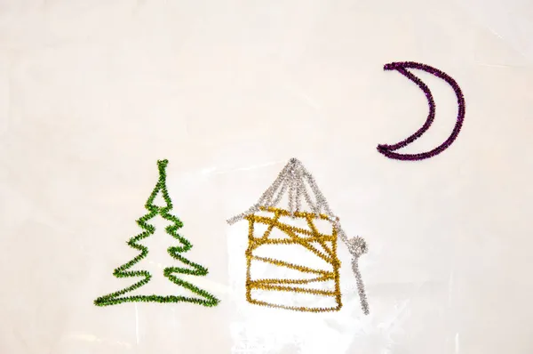 Χριστουγεννιάτικο Δέντρο Κοντά Στο Σπίτι Φεγγάρι Χειμώνα Απομονωμένο Λευκό Φόντο — Φωτογραφία Αρχείου