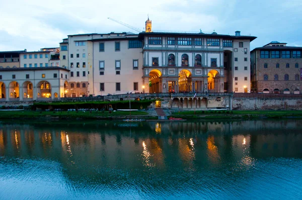 Вечорами Флоренції Італія Відкривається Вид Галерею Уффіці Васарійський Коридор — стокове фото