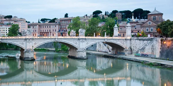 Rzym Włochy Maj 2018 Ponte Vittorio Emanuele Most Łukowy Rozciągający — Zdjęcie stockowe