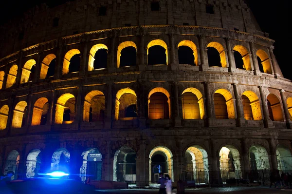 Exteriör Antika Coliseum Amfiteater Arkitektur Upplyst Natten Rom Italien Stockfoto