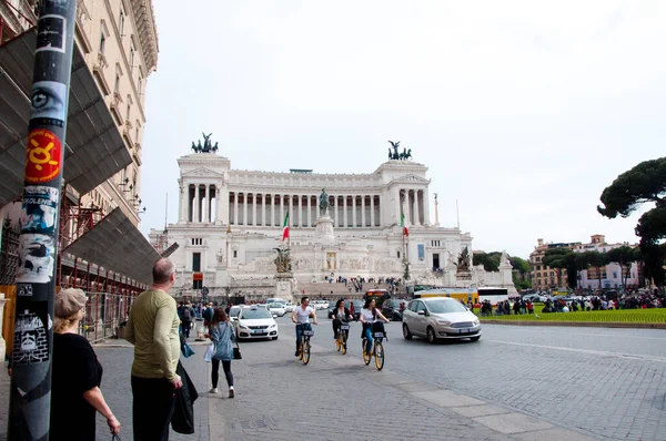 意大利罗马 2018年5月1日 Mole Del Vittoriano或Vittoriano从威尼斯广场看到 — 图库照片
