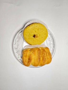 Lumpur ve Profiterollerden oluşan Endonezya pazarı atıştırmalıkları