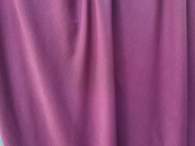 Kırmızı kumaş, gölgeli soyut arkaplan