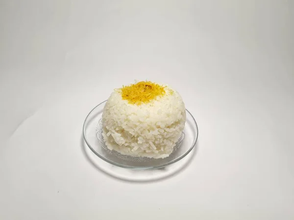 Weißer Reis Mit Serundg Auf Einem Teller Bestreut — Stockfoto
