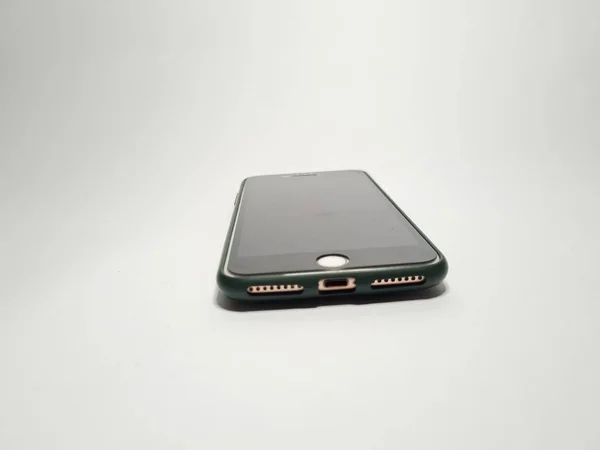 Foto Uno Smartphone Nero Sfondo Bianco Che Molte Funzioni Sofisticato — Foto Stock