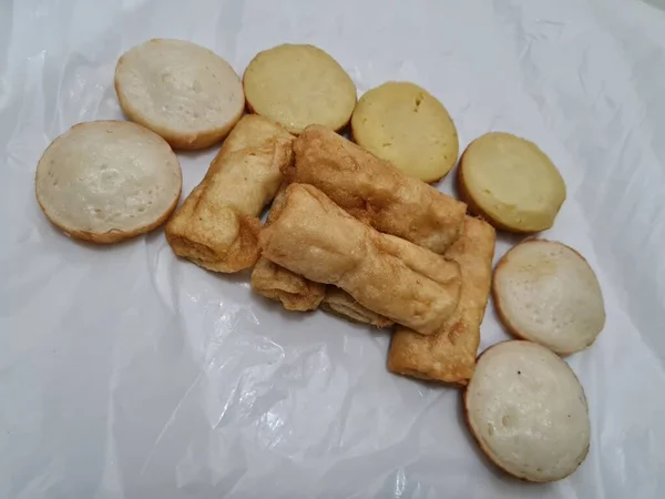 Snacks Indonesia Mud Cakes Chicken Stuffed Risoles Apem Cakes — стоковое фото