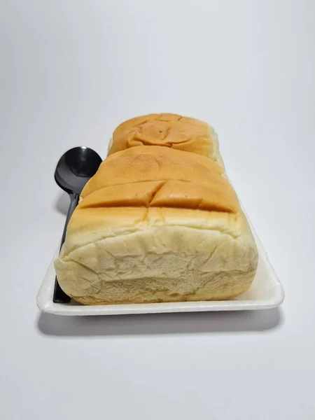 Шоколадний Ароматизований Хліб Який Можна Розірвати Вручну Білій Тарі — стокове фото