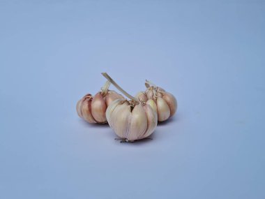 Mutfakta baharat pişirmek ahşap üzerinde sarımsak