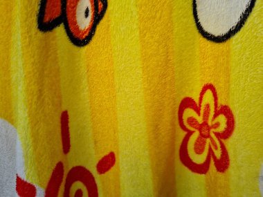 Soyut sarı battaniye desenli arkaplan renkli resimlerin bir kombinasyonuyla