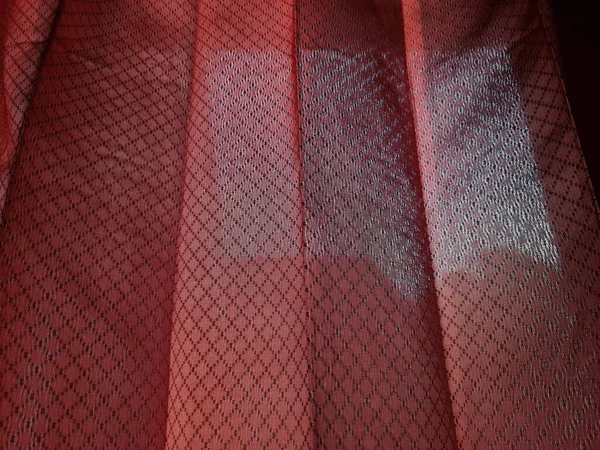 Streszczenie Teksturowane Tło Składane Czerwone Okno Tkaniny Zasłony Połączone Cienie — Zdjęcie stockowe