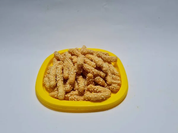 Cake Made Flour Fried Topped Sesame Yellow Container — Photo