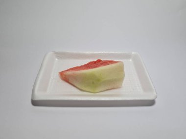 Kırmızı ve beyaz karpuz dilimleri