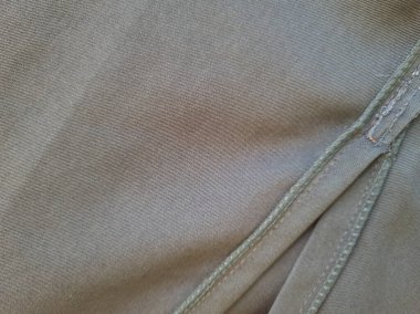 Soyut arkaplan desenli gri kumaş bir gölge oluşturmak için katlandı