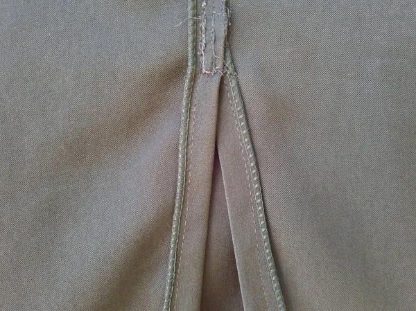 Soyut arkaplan desenli gri kumaş bir gölge oluşturmak için katlandı