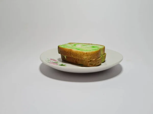 Pão Com Sabor Pandan Verde Prato Branco — Fotografia de Stock