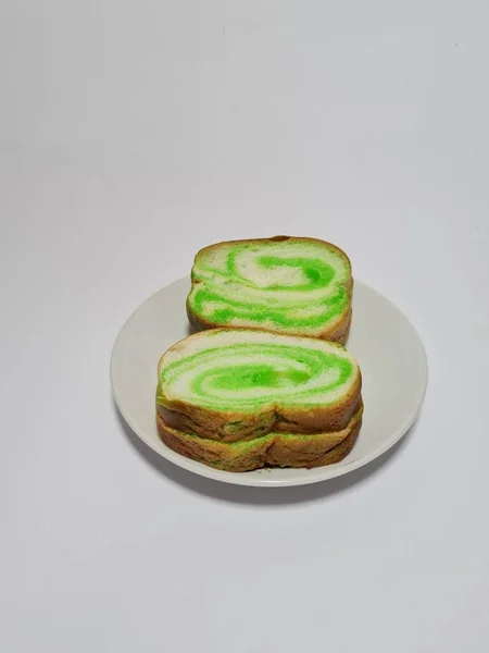 Pão Com Sabor Pandan Verde Prato Branco — Fotografia de Stock