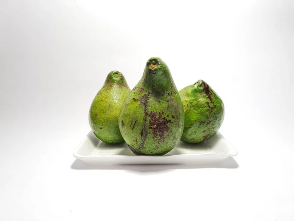 Foto Avocado Verde Contenitore Bianco — Foto Stock