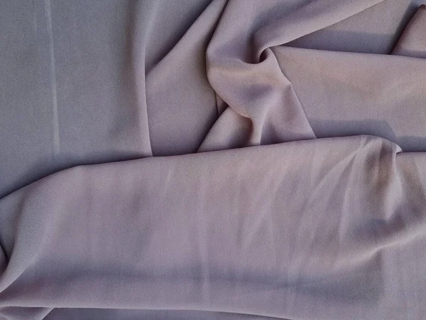 影のある薄紫の抽象的な布の背景写真 — ストック写真