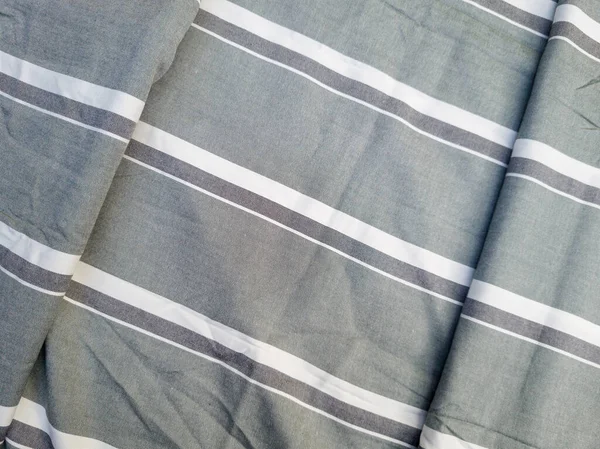 Soyut gri kumaş desenli arkaplan ve beyaz çizgiler