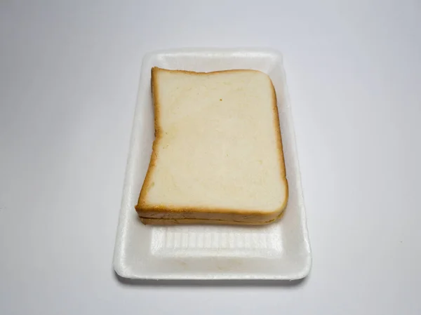 Beyaz Bir Kabın Içindeki Diğer Malzemelerden Yapılmış Ekmek — Stok fotoğraf