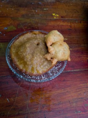 Un ve diğer malzemelerden yapılmış Kucur kekleri ve kokam kekleri