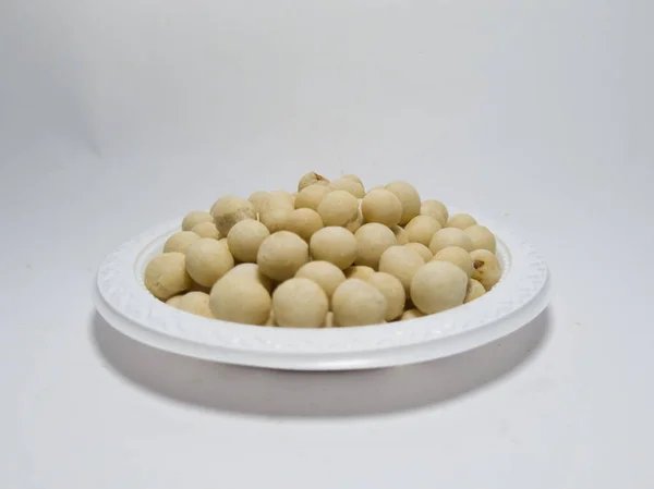 白いコンテナの中の白い三海豆 — ストック写真