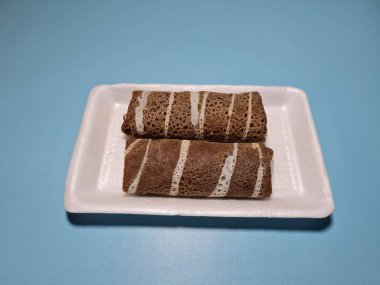 A typical Indonesian snack made from flour and other ingredients called omelet rolls sweet