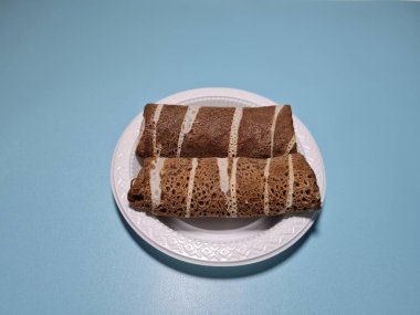 A typical Indonesian snack made from flour and other ingredients called omelet rolls sweet