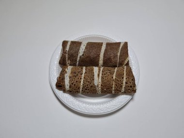 A typical Indonesian snack made from flour and other ingredients called omelet rolls sweet