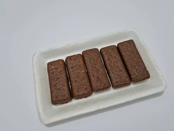 Σνακ Από Αλεύρι Και Άλλα Συστατικά Δηλαδή Μπισκότα Γεύση Σοκολάτας — Φωτογραφία Αρχείου