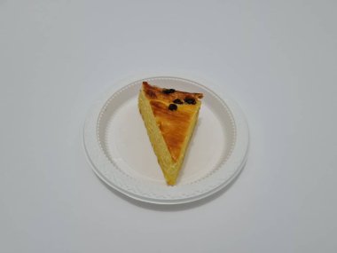 Snacks from Indonesia made from flour and other ingredients, namely getuk cake