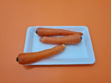 A vitamini içeren havuçlar yemek pişirmek ya da meyve suyu ile sulandırılabilir.