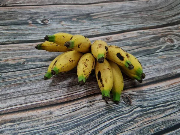 Milchbananen Die Gelb Reif Sind Sind Gut Für Unseren Körper — Stockfoto