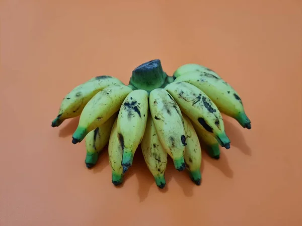 Les Bananes Lait Qui Sont Mûres Jaunes Sont Bonnes Pour — Photo