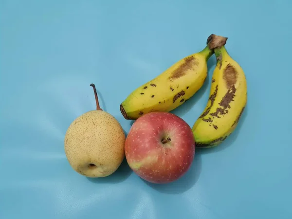 Fruta Fresca Compuesta Manzanas Rojas Plátanos Amarillos Peras — Foto de Stock