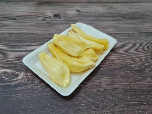 Plátky Zralého Žlutého Jackfruit Nádobě — Stock fotografie