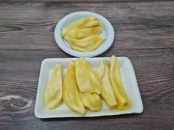 Scheiben Reife Gelbe Jackfrucht Einem Behälter — Stockfoto