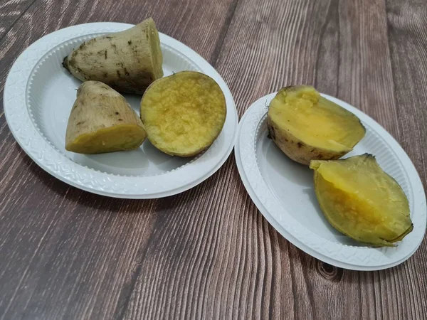 Batatas Doces Maduras Amarelas Cozidas Vapor Contêm Vitaminas Minerais Que — Fotografia de Stock
