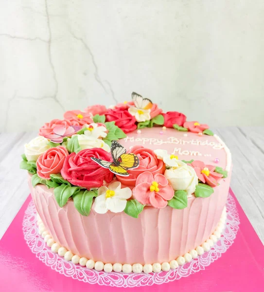 Beautiful Homemade Cake Cake Decorated Red Pink Rose Flora Butterfly — Stock Photo, Image