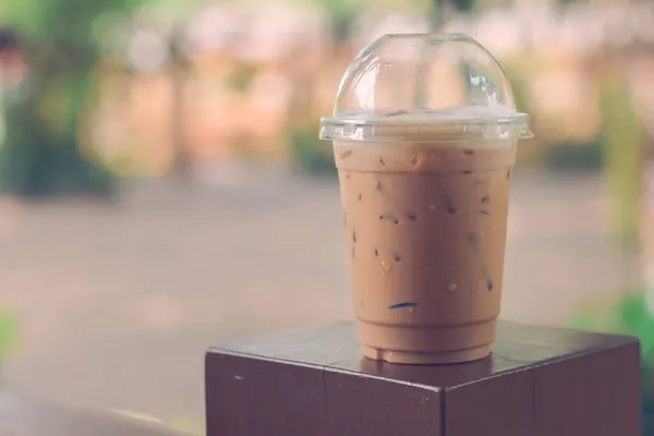 Side View Ice Coffee Cappuccino Latte Mocha Plastic Cup Water — Stock Photo, Image