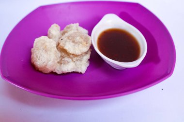 Cireng or aci is fried a food made from tapioca flour with a chewy texture and enjoyed using rujak seasoning