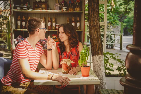 Young Beautiful Happy Loving Couple Sitting Street Open Air Cafe — Stockfoto