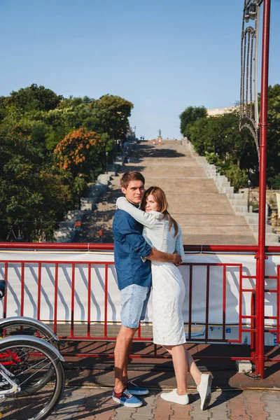 Odessa Ukraine August 2015 Cute Young Beautiful Hipster Couple Hugging — Stockfoto